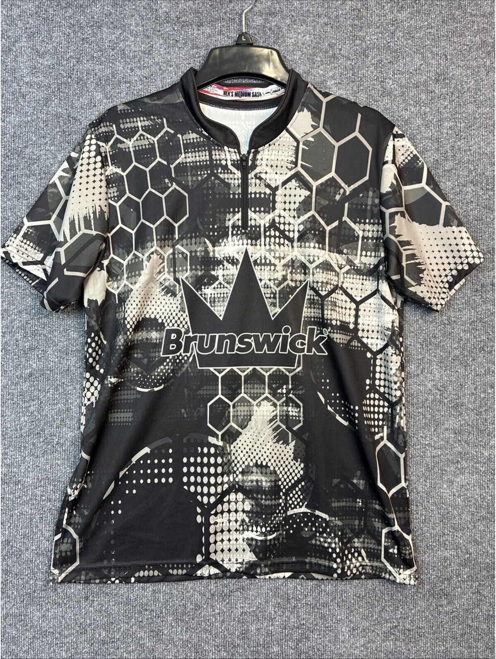 Brunswick Mens Medium Coolwick Black Gray Sash 1/4 Zip Bowling Jersey